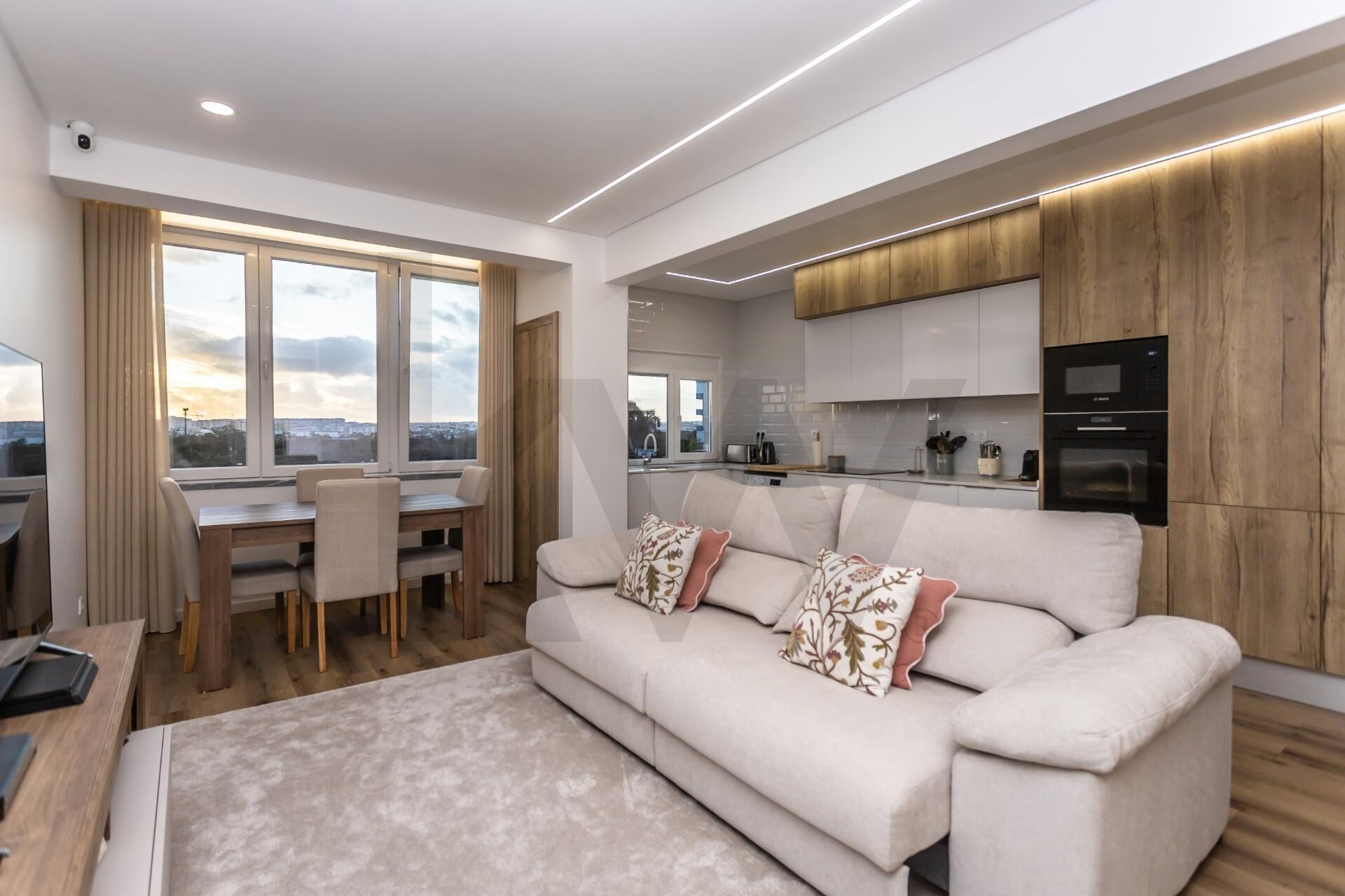 Apartamento T3 à Venda em Seixal - Portugal - 2