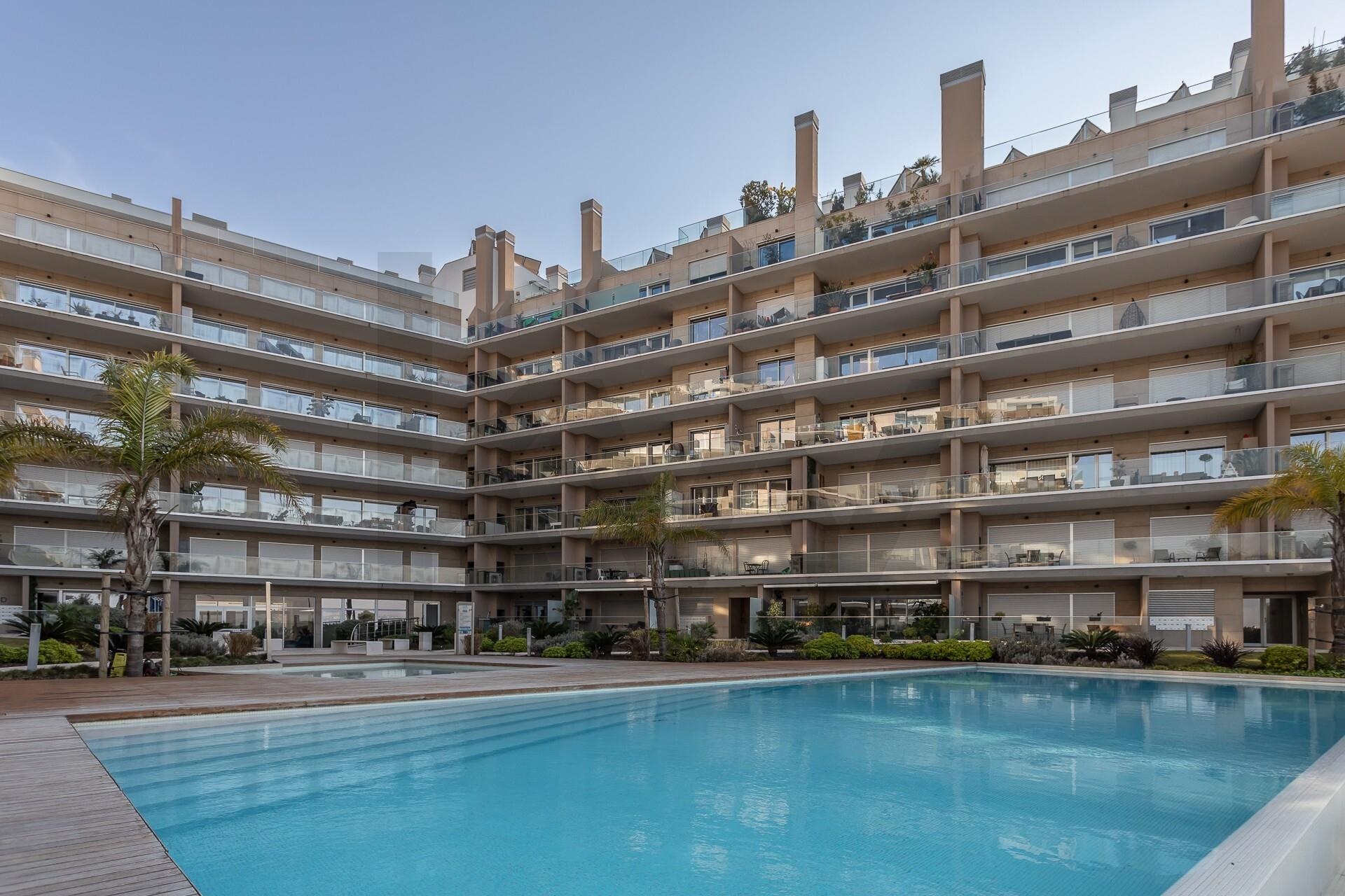 Apartamento T3 à Venda em Seixal - Portugal - 1