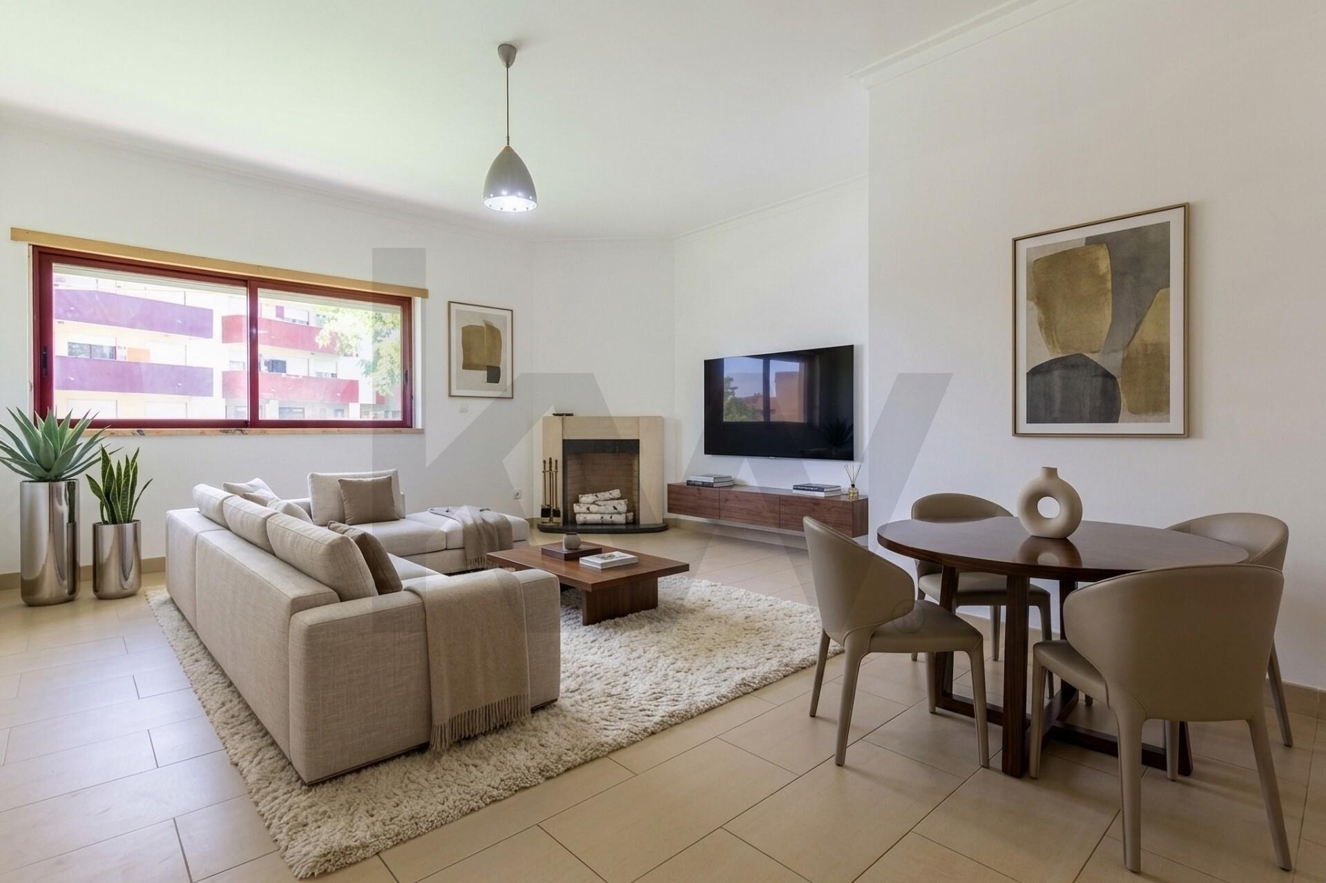 Apartamento T3 à Venda em Seixal - Portugal - 1