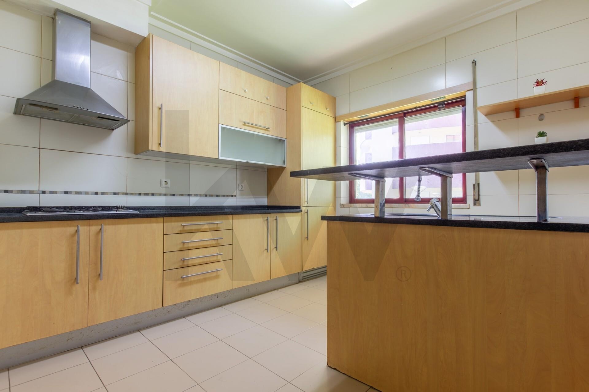 Apartamento T3 à Venda em Seixal - Portugal - 7