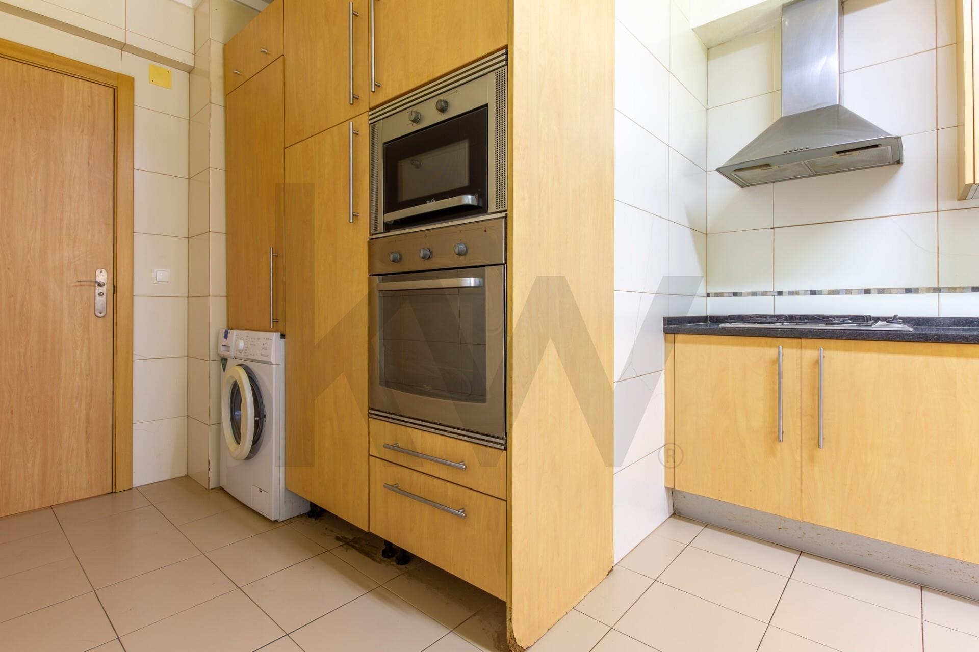 Apartamento T3 à Venda em Seixal - Portugal - 8