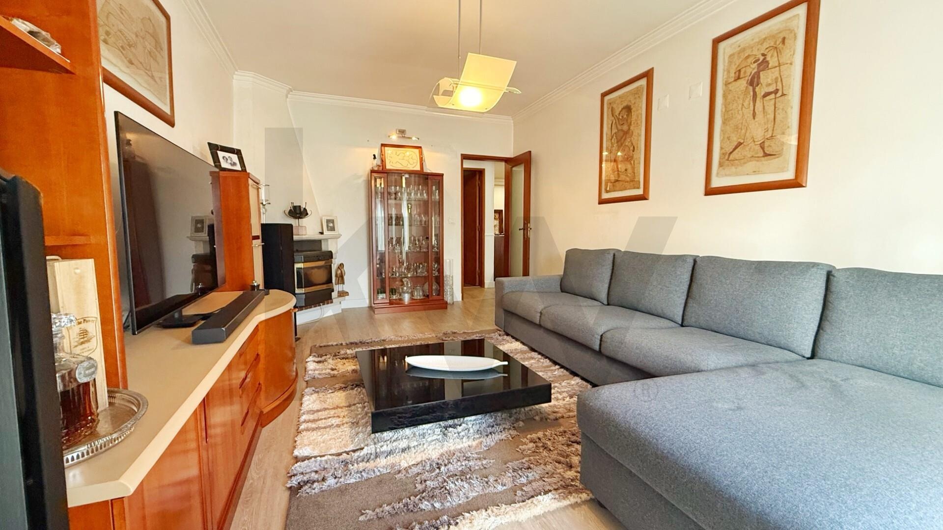 Apartamento T3 à Venda em Seixal - Portugal - 3