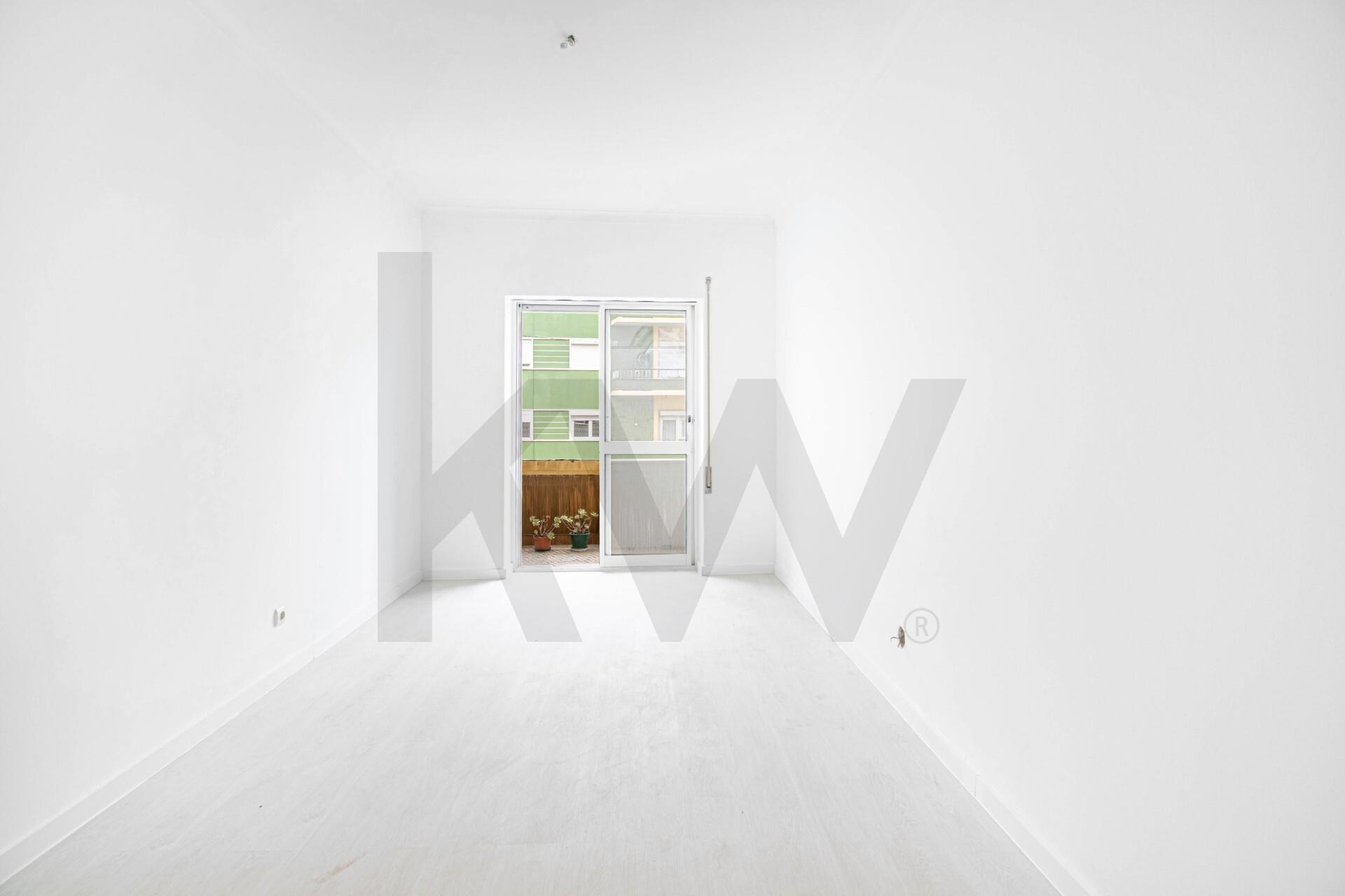 Apartamento T3 à Venda em Seixal - Portugal - 6