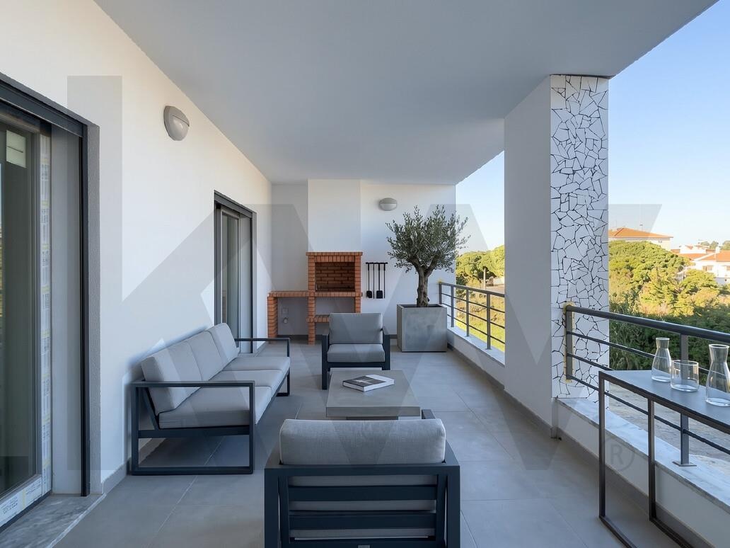 Apartamento T3 à Venda em Seixal - Portugal - 1