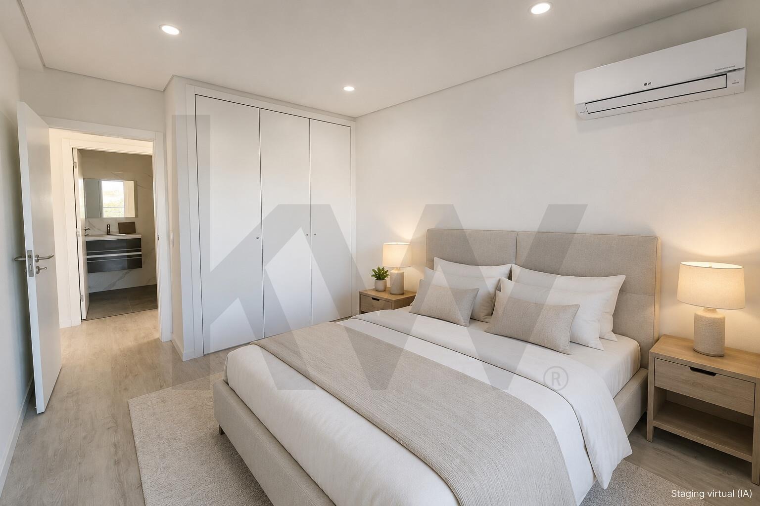 Apartamento T3 à Venda em Seixal - Portugal - 1