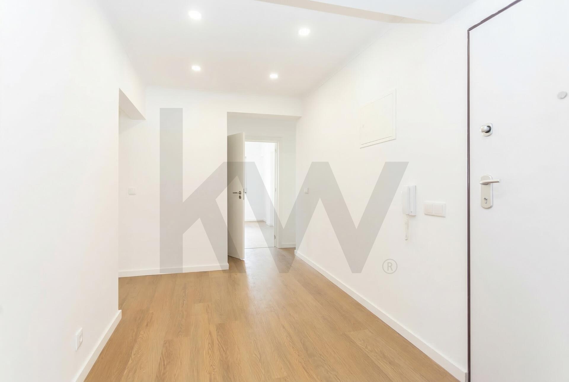 Apartamento T3 à Venda em Seixal - Portugal - 3