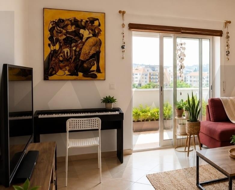 Apartamento T3 à Venda em Seixal - Portugal - 2