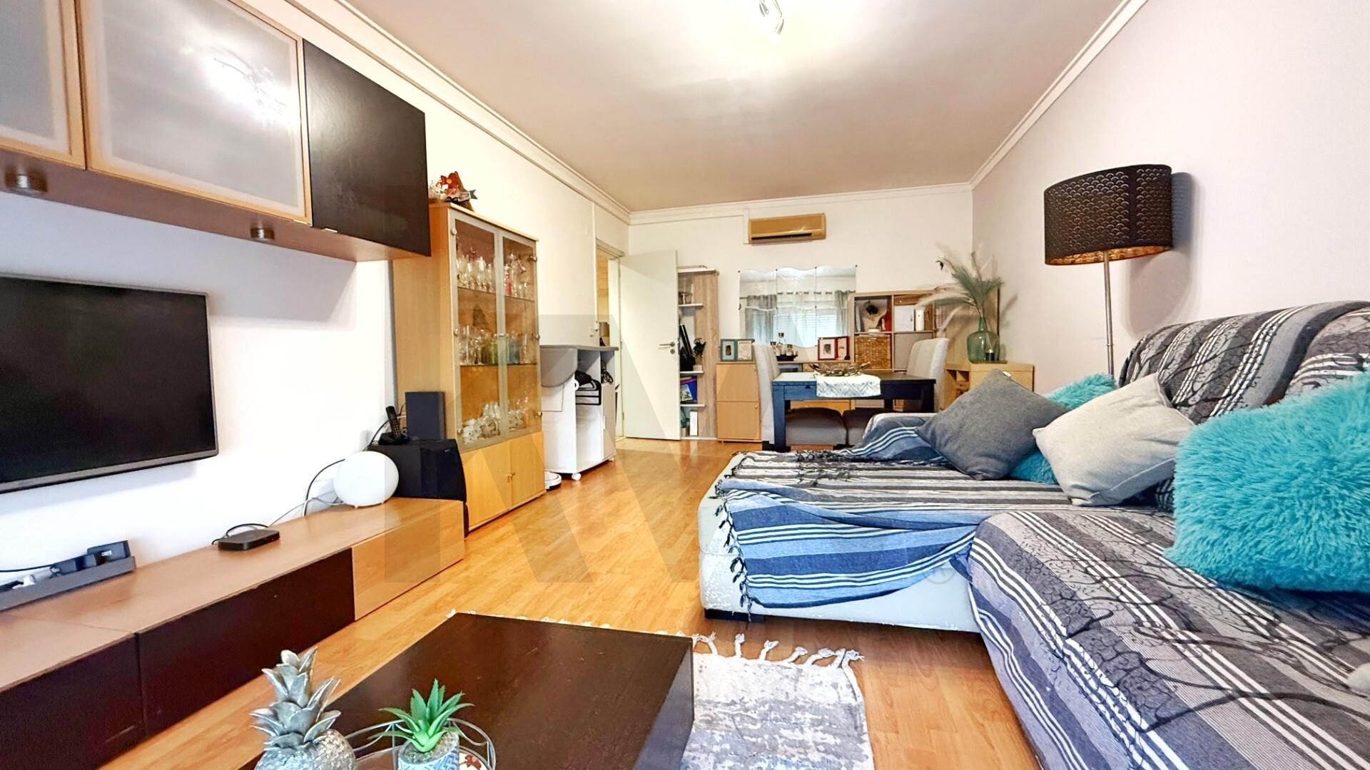 Apartamento T3 à Venda em Seixal - Portugal - 2