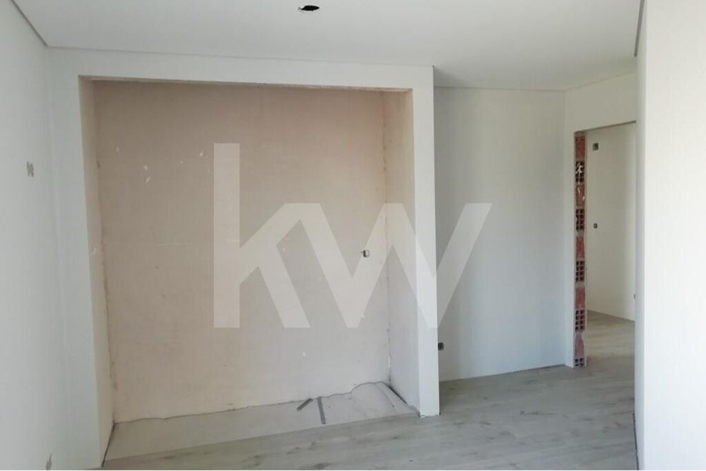 Apartamento T3 à Venda em Seixal - Portugal - 3