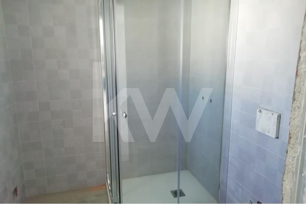 Apartamento T3 à Venda em Seixal - Portugal - 6