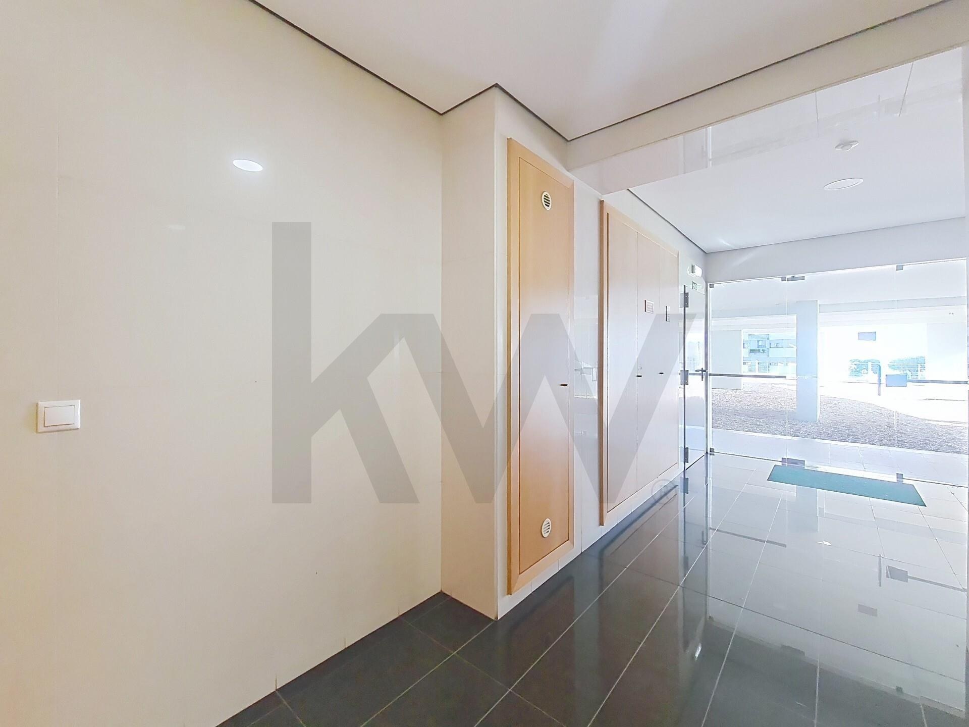 Apartamento T3 à Venda em Setúbal - Portugal - 6
