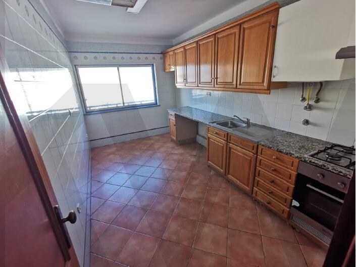 Apartamento T3 à Venda em Setúbal - Portugal - 4