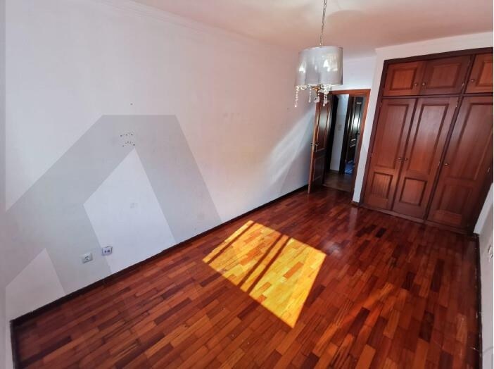 Apartamento T3 à Venda em Setúbal - Portugal - 8