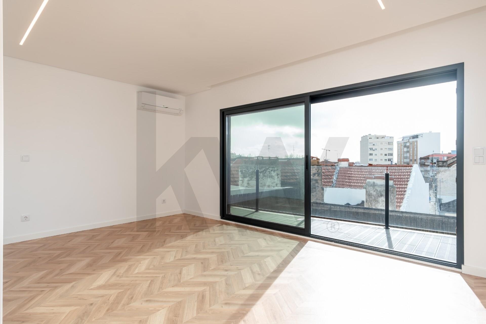 Apartamento T3 à Venda em Setúbal - Portugal - 4