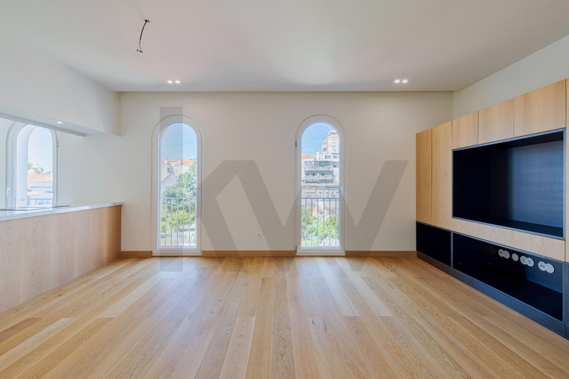 Apartamento T3 à Venda em Setúbal - Portugal - 2