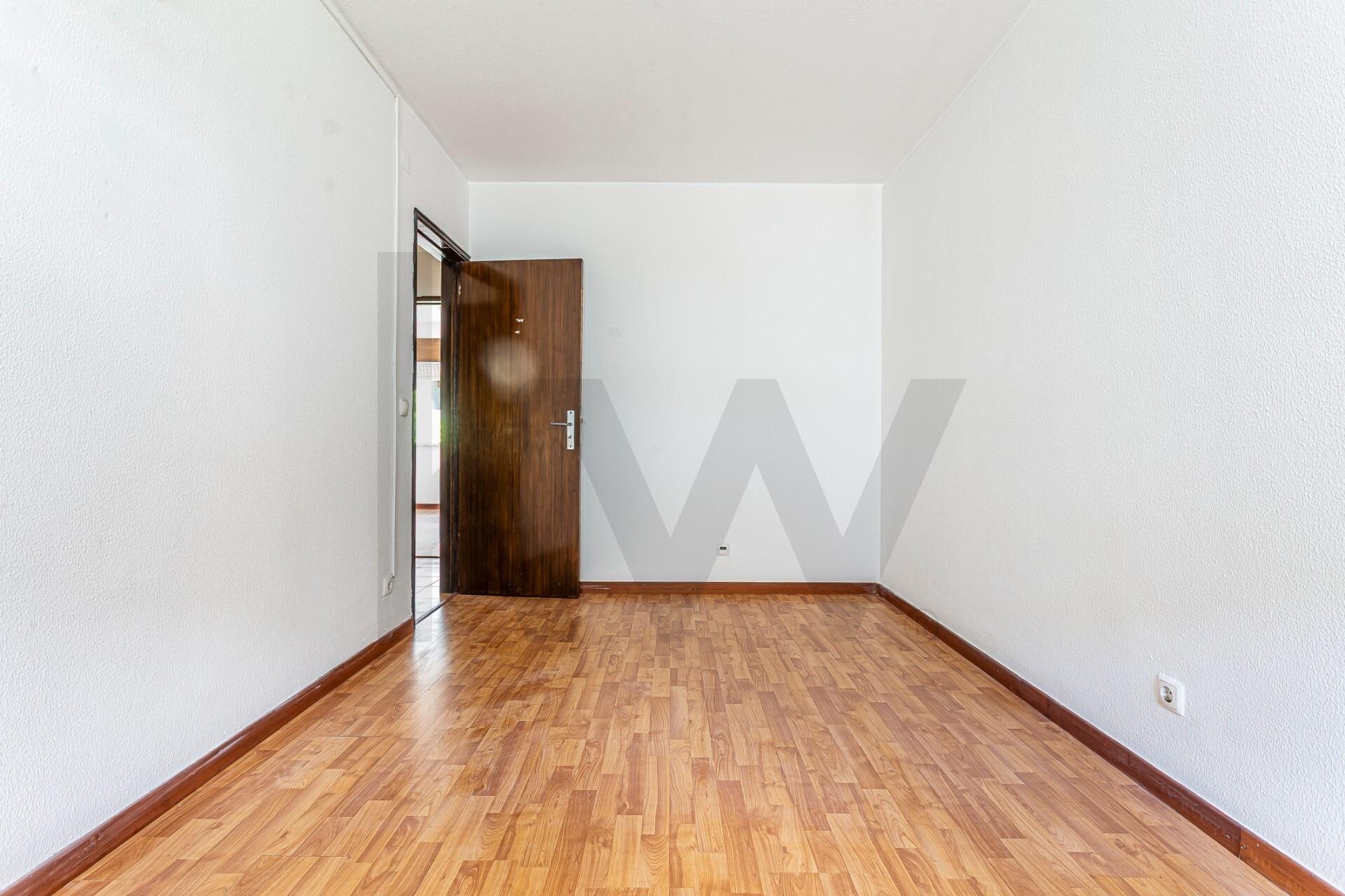 Apartamento T3 à Venda em Setúbal - Portugal - 4