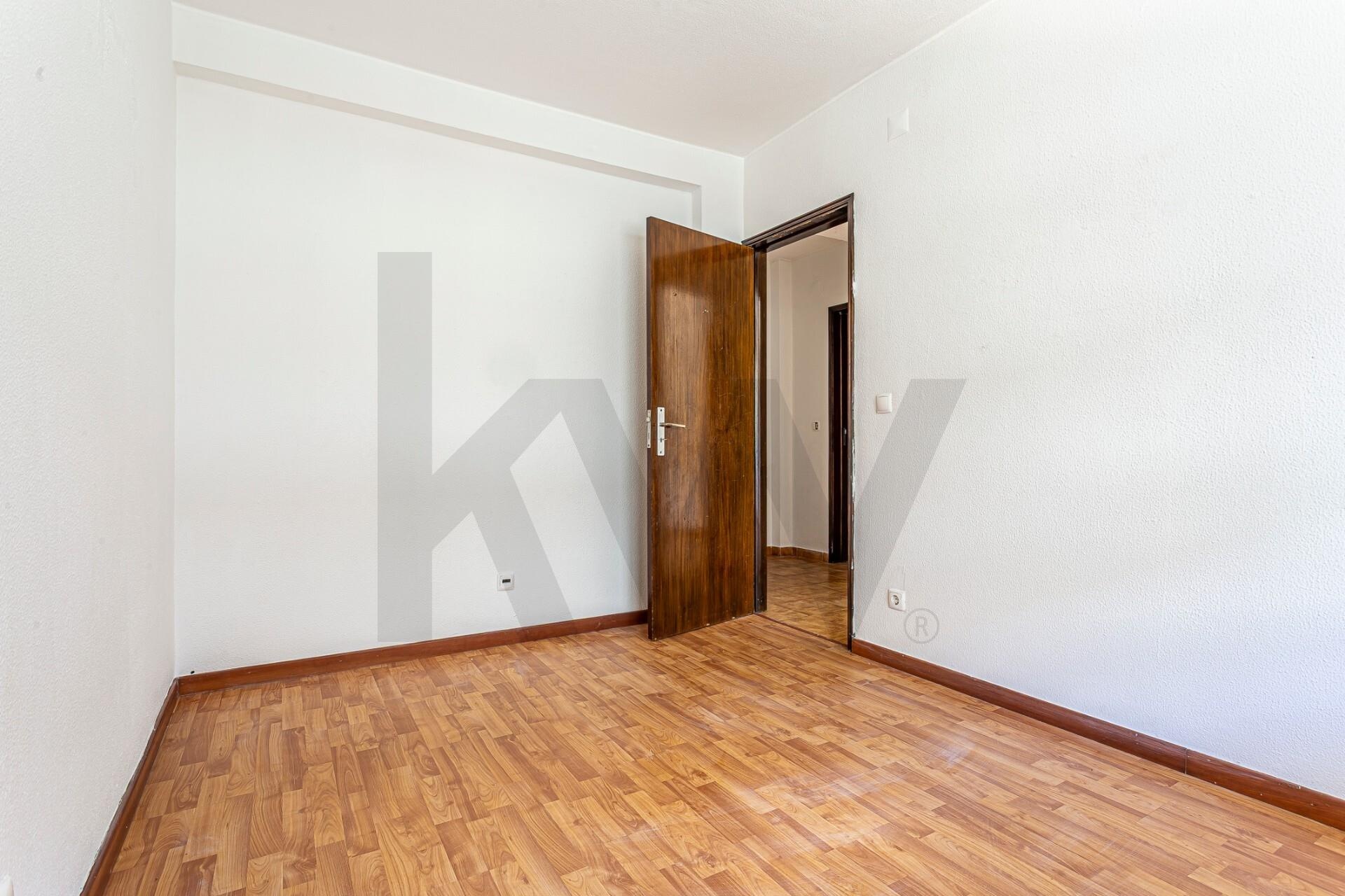 Apartamento T3 à Venda em Setúbal - Portugal - 7