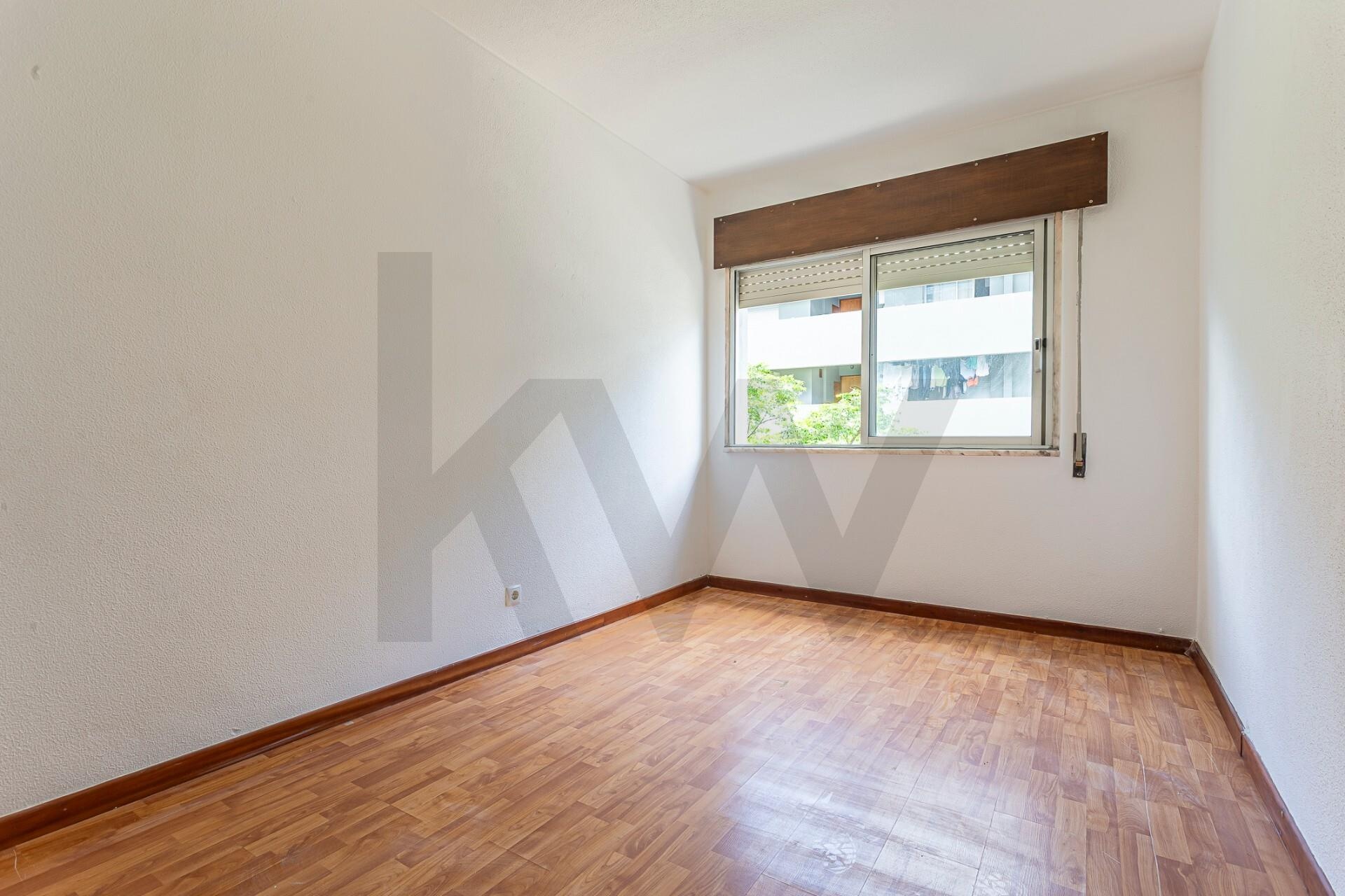 Apartamento T3 à Venda em Setúbal - Portugal - 8