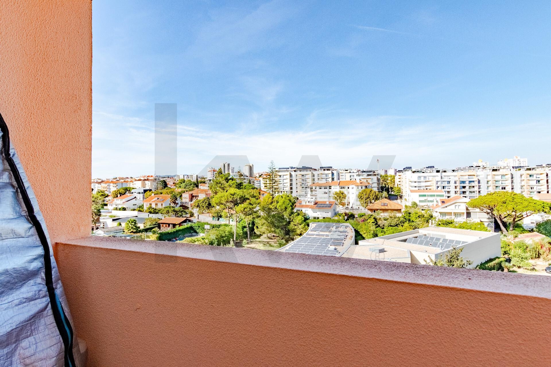Apartamento T3 à Venda em União Das Freguesias De Carcavelos E Parede - Lisboa - Portugal - 7