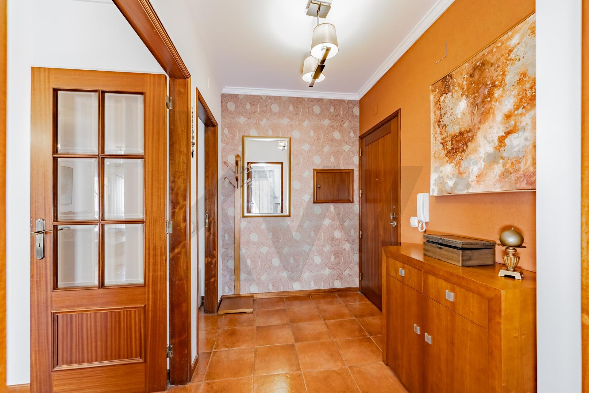 Apartamento T3 à Venda em Vila Do Conde - Porto - Portugal - 2