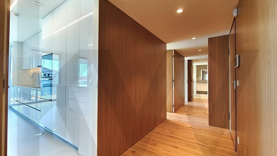 Apartamento T3 à Venda em Vila Nova de Gaia - 3