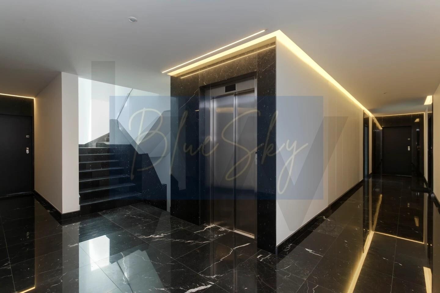 Apartamento T3 à Venda em Vila Nova De Gaia - Porto - Portugal - 4