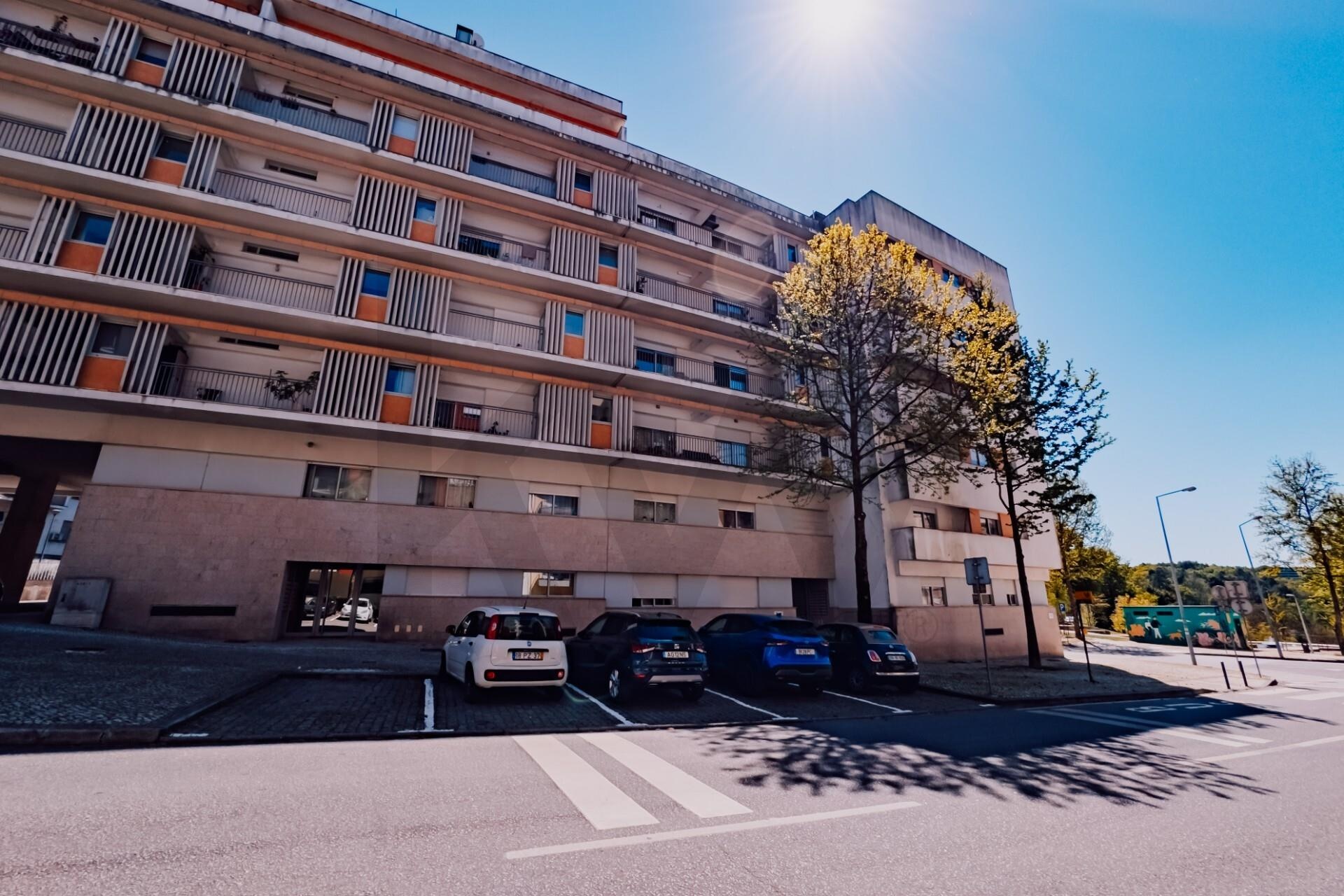 Apartamento T3 à Venda em Viseu - Portugal - 4
