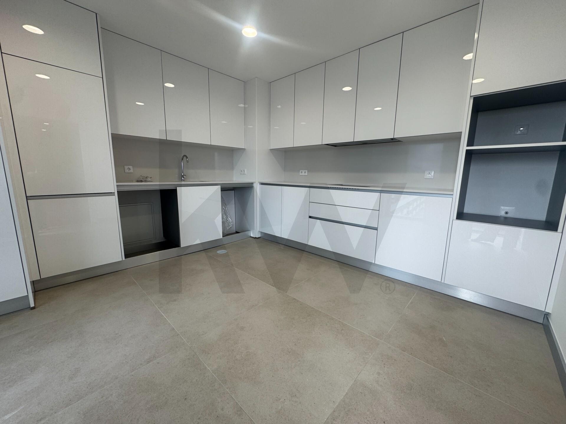 Apartamento T3 à Venda em Viseu - Portugal - 7