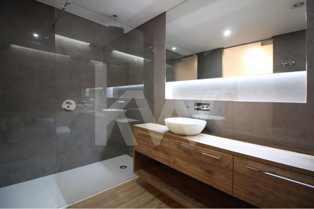 Apartamento T3 na Planta à Venda em Carcavelos - Lisboa - Portugal - 5