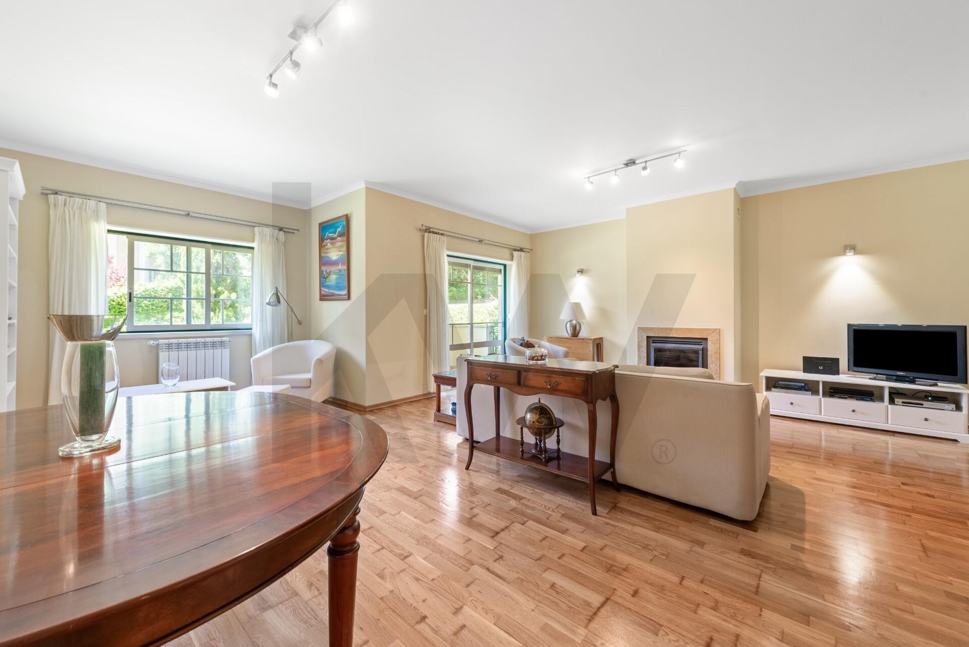 Apartamento T4 à Venda em Sintra - Lisboa - Portugal - 4