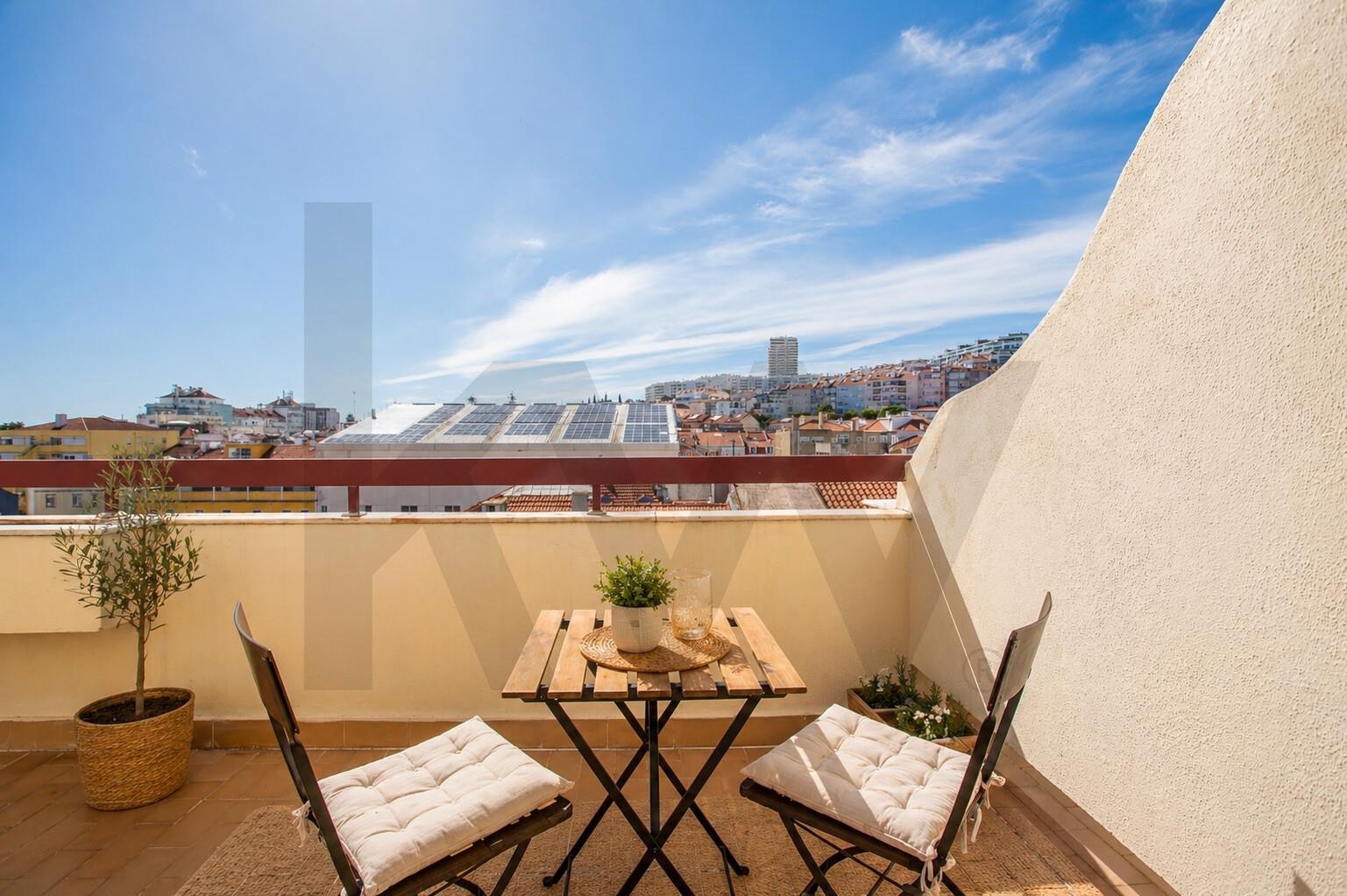 Apartamento T4 à Venda em Algés - Lisboa - Portugal - 6