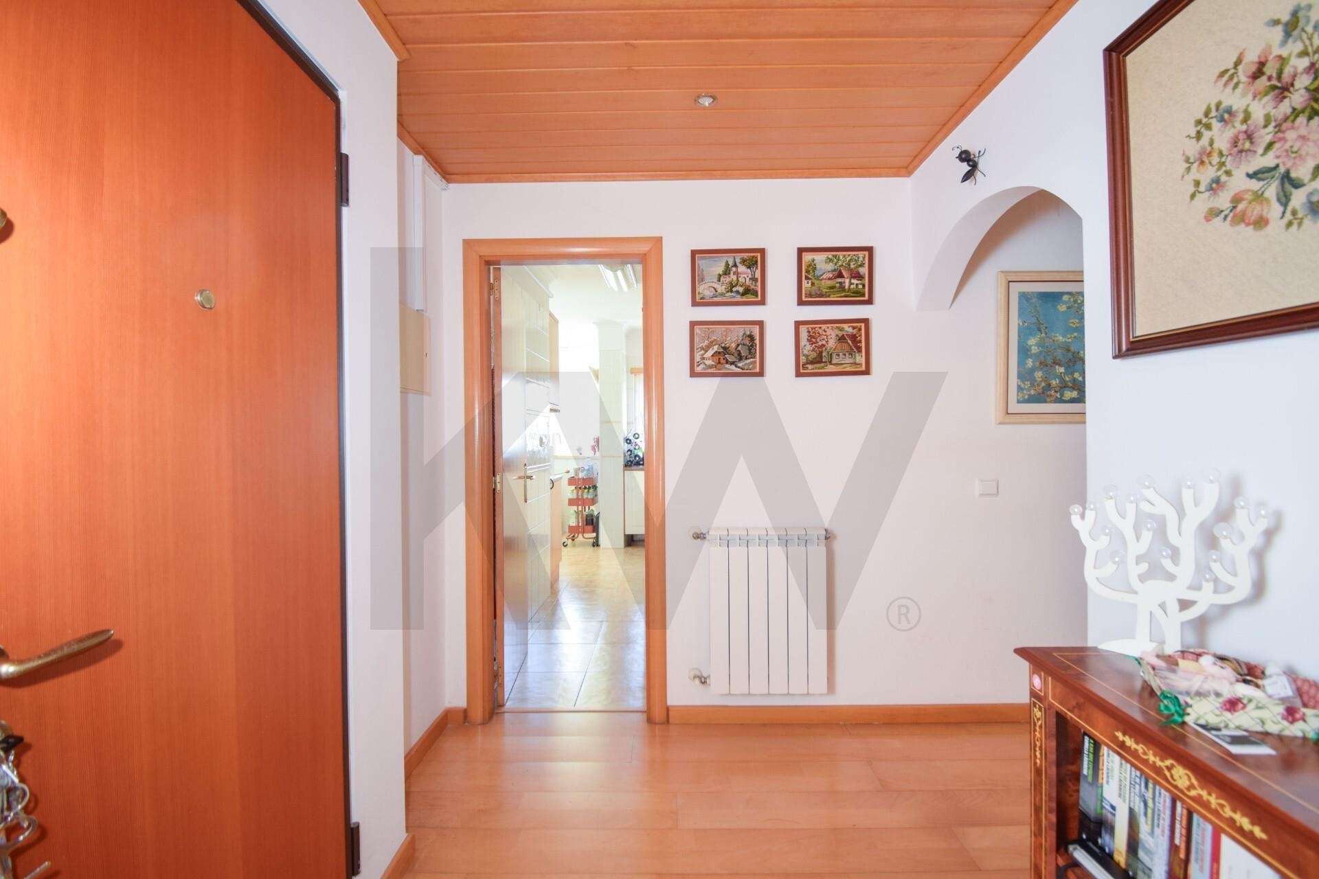 Apartamento T4 à Venda em Carcavelos - Lisboa - Portugal - 5