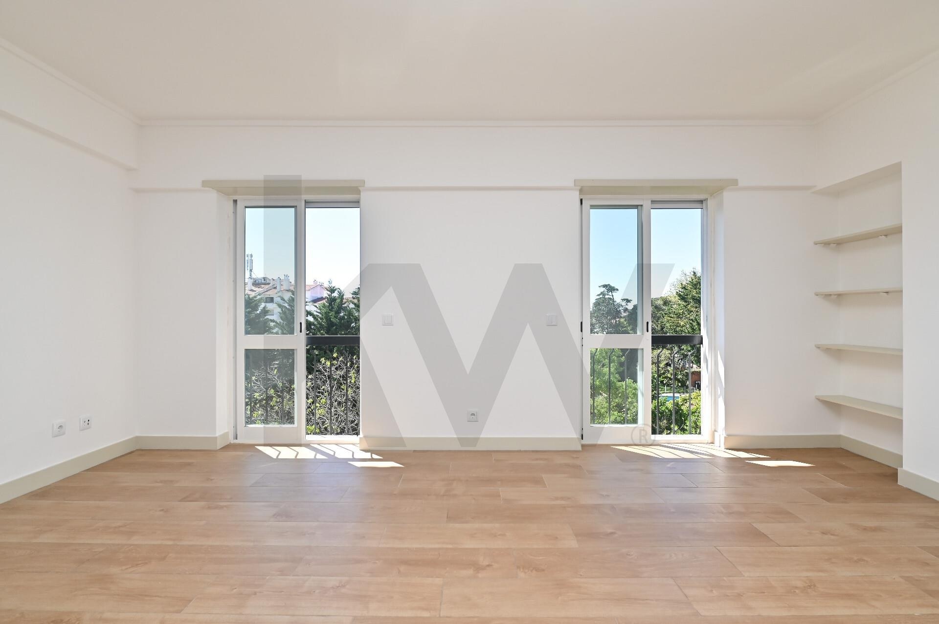Apartamento T4 à Venda em Cascais - Lisboa - Portugal - 1