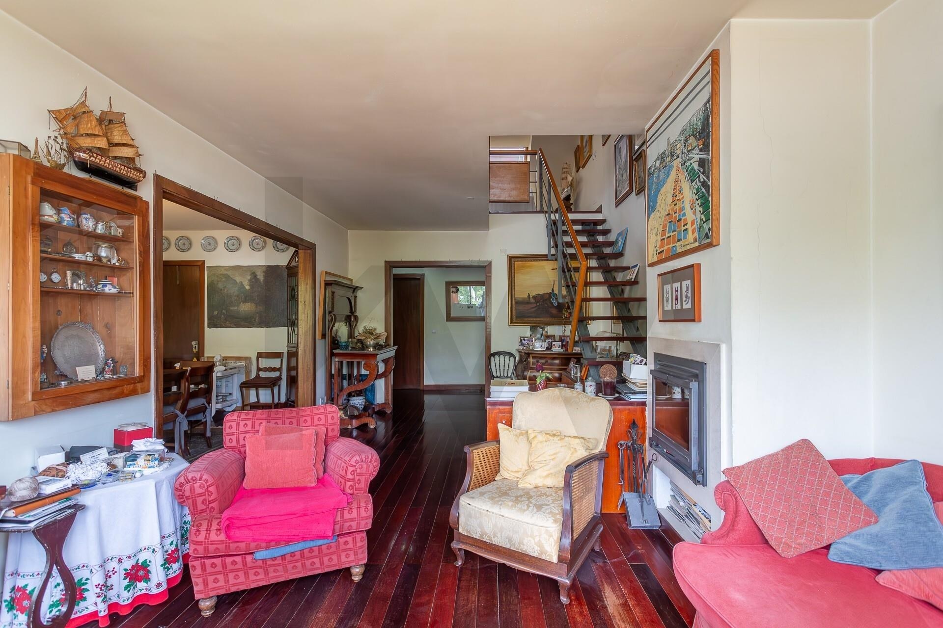 Apartamento T4 à Venda em Cascais - Lisboa - Portugal - 2