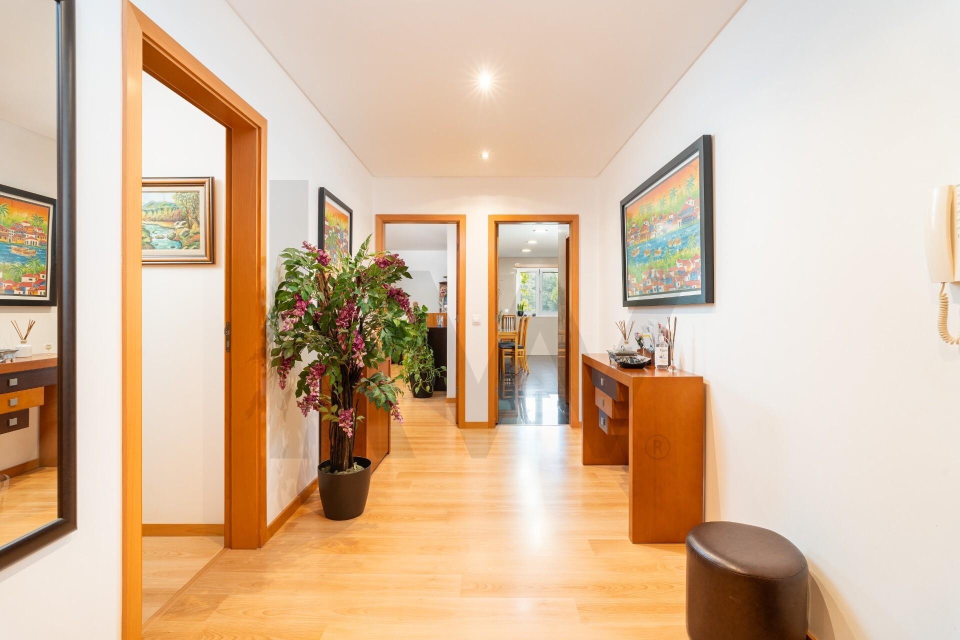 Apartamento T4 à Venda em Coimbra - Coimbra - Portugal - 6