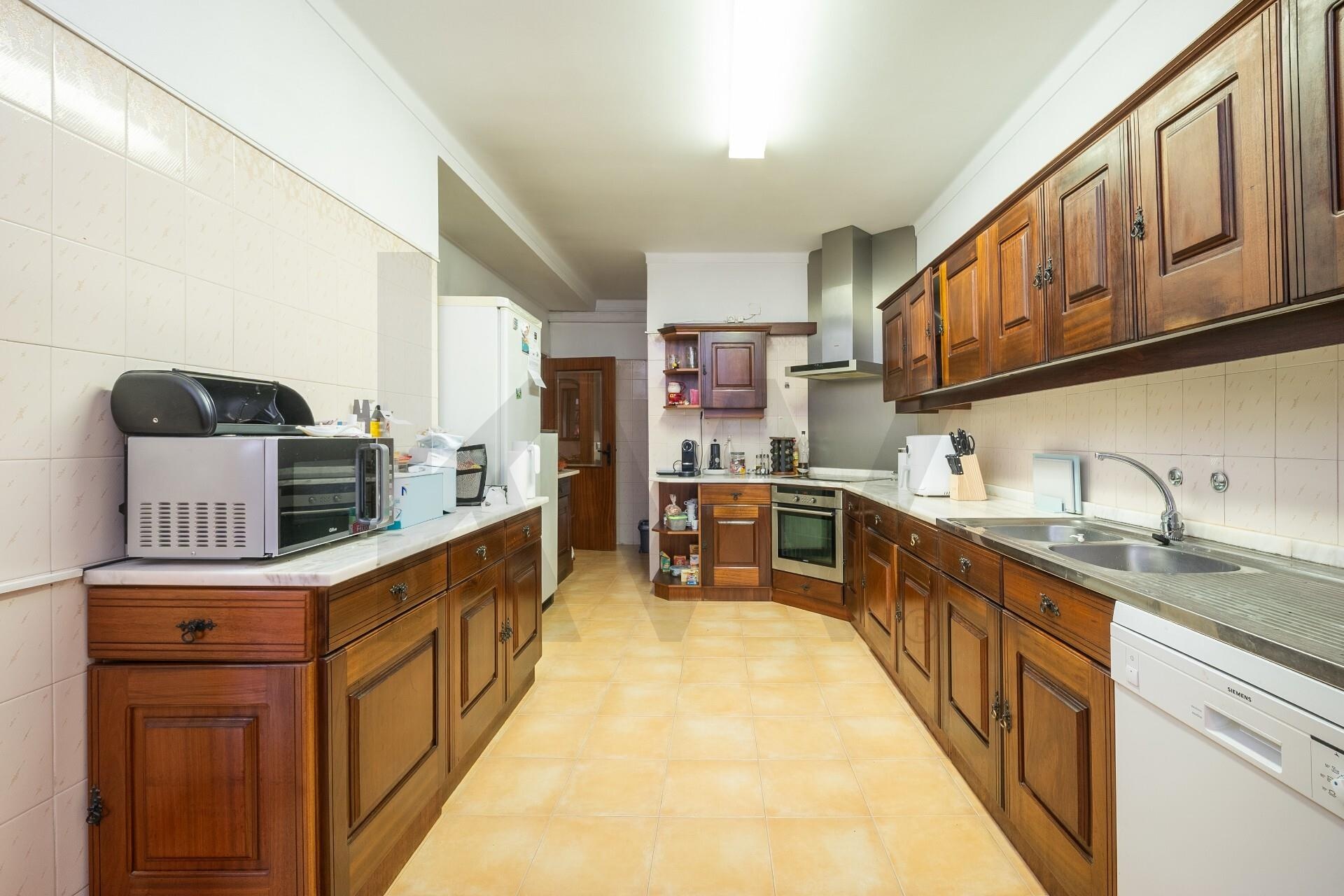 Apartamento T4 à Venda em Coimbra - Coimbra - Portugal - 8