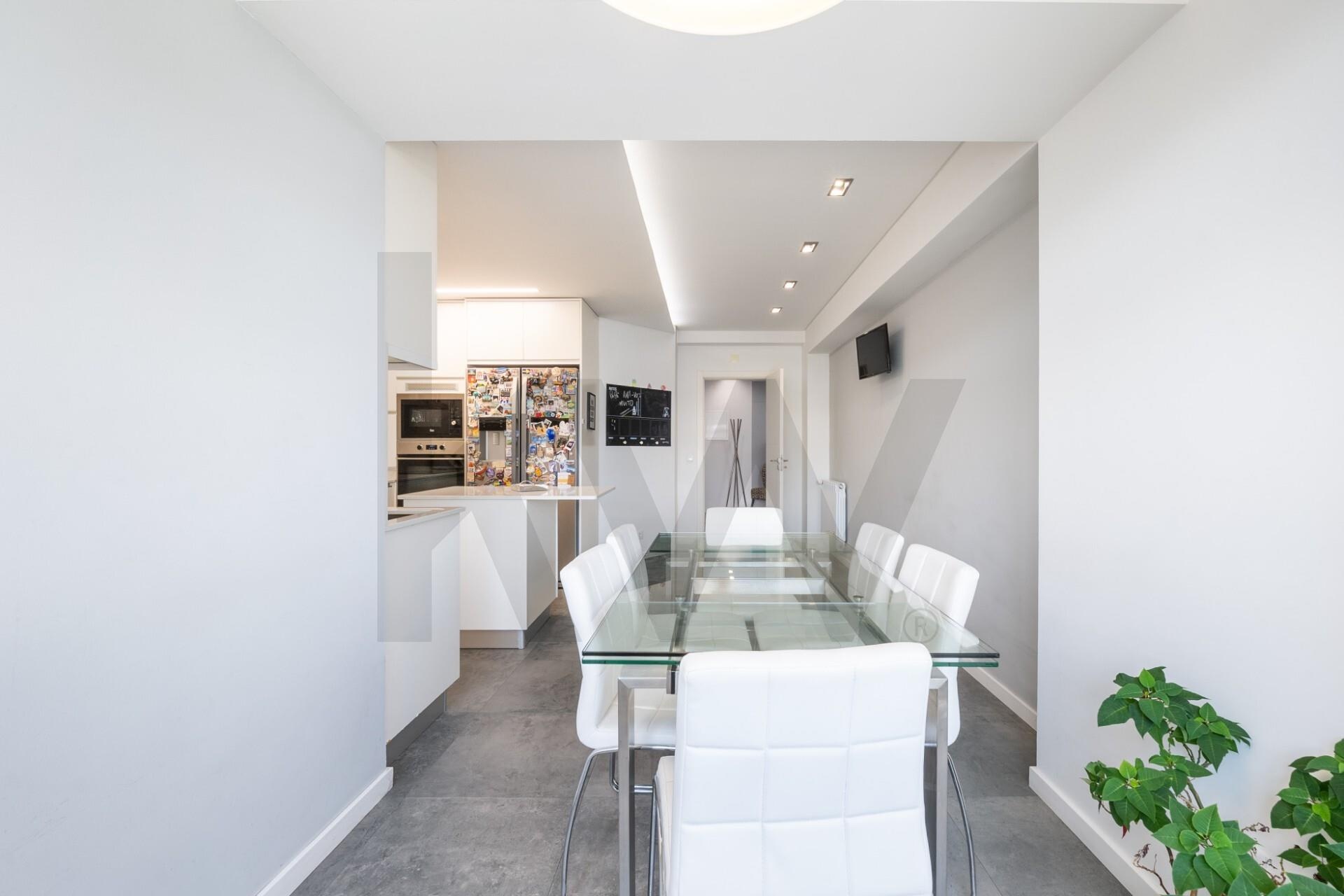 Apartamento T4 à Venda em Coimbra - Coimbra - Portugal - 4