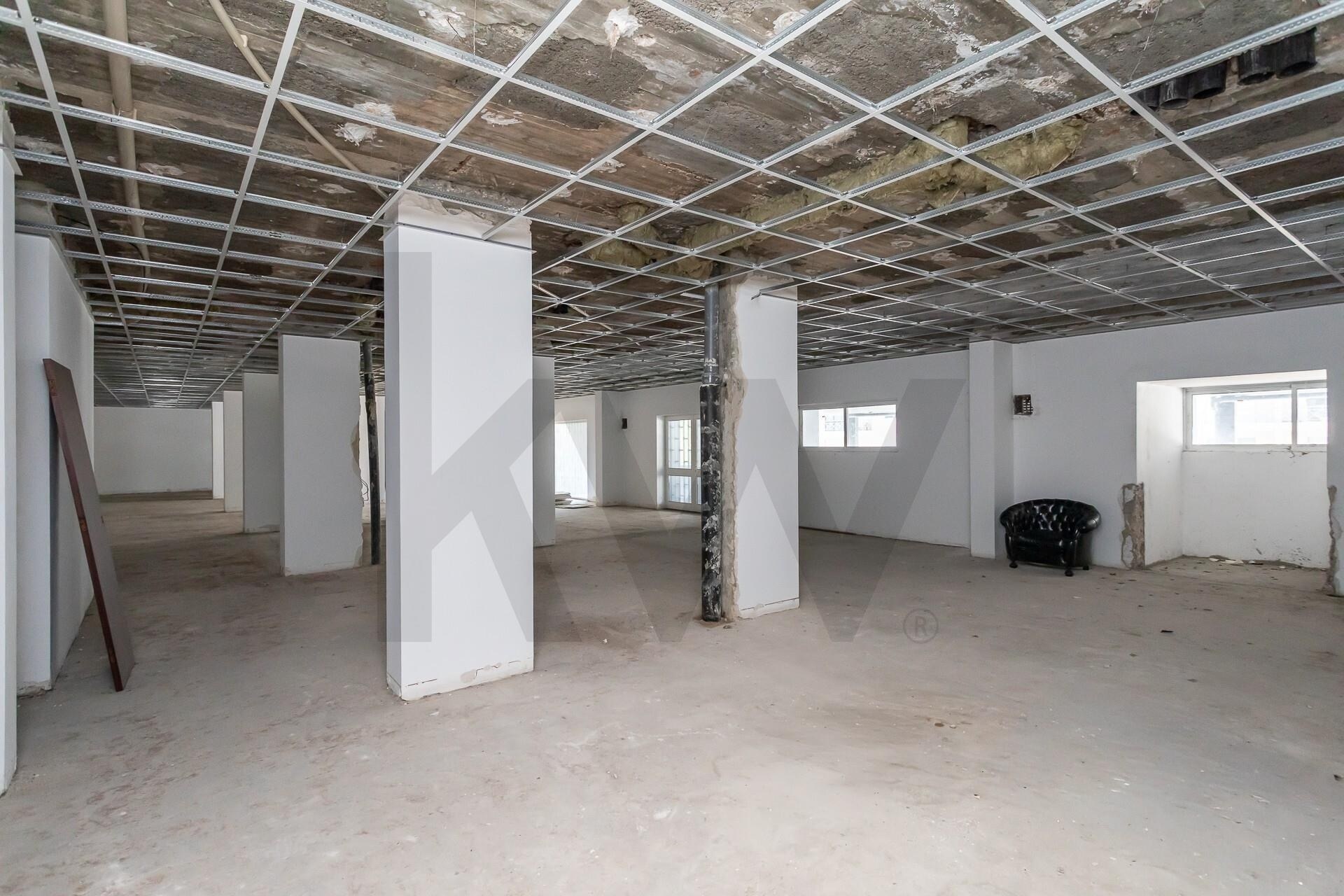 Apartamento T4 à Venda em Estoril - Lisboa - Portugal - 2