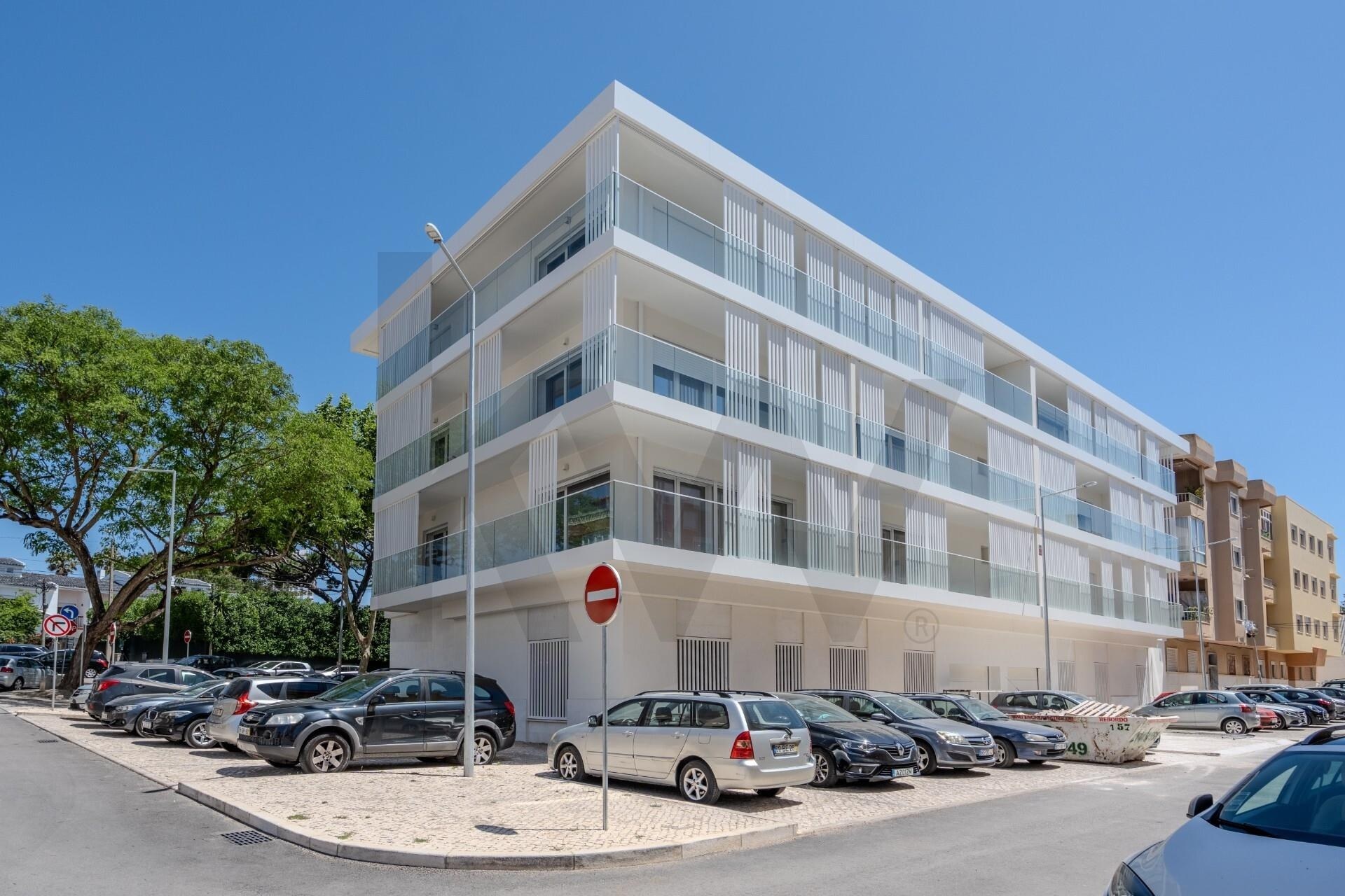 Apartamento T4 à Venda em Estoril - Lisboa - Portugal - 3