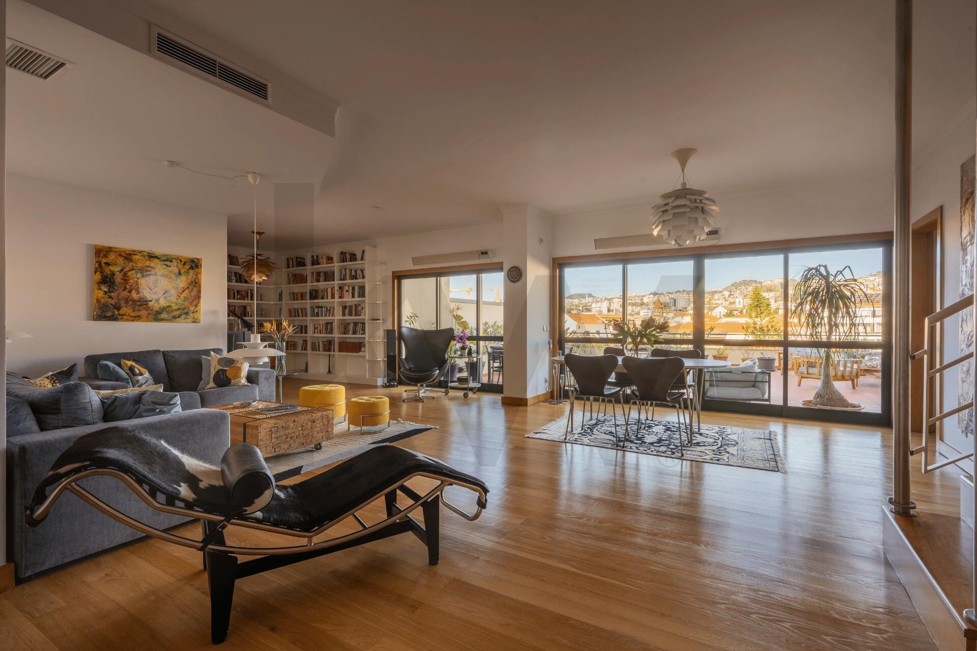 4 Bedroom Apartment for Sale in Funchal - Madeira Island - Portugal - 3