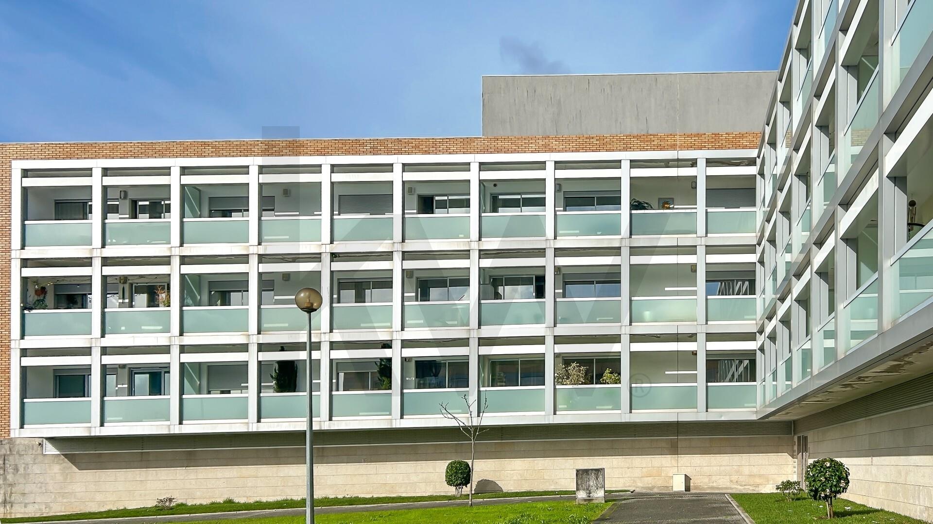 Apartamento T4 à Venda em Maia - Portugal - 3