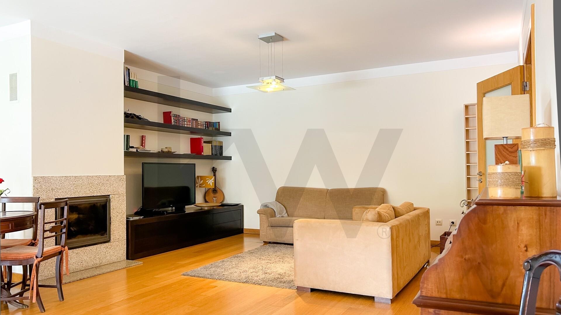 Apartamento T4 à Venda em Maia - Portugal - 7