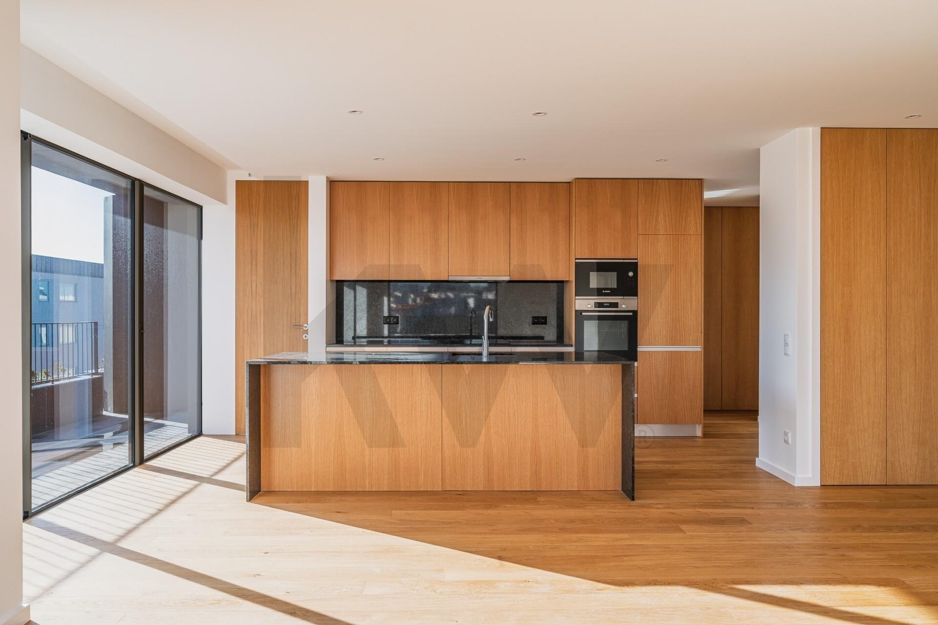 Apartamento T4 à Venda em Matosinhos - Porto - Portugal - 3
