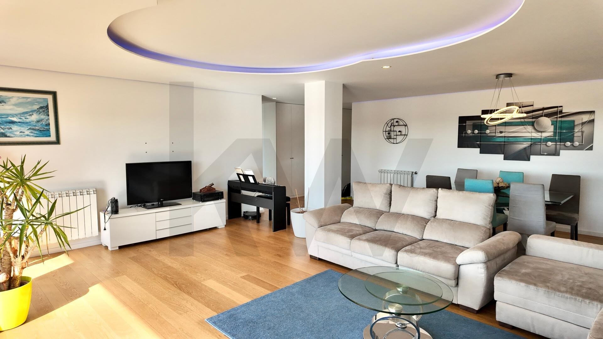 Apartamento T4 à Venda em Matosinhos - Porto - Portugal - 8