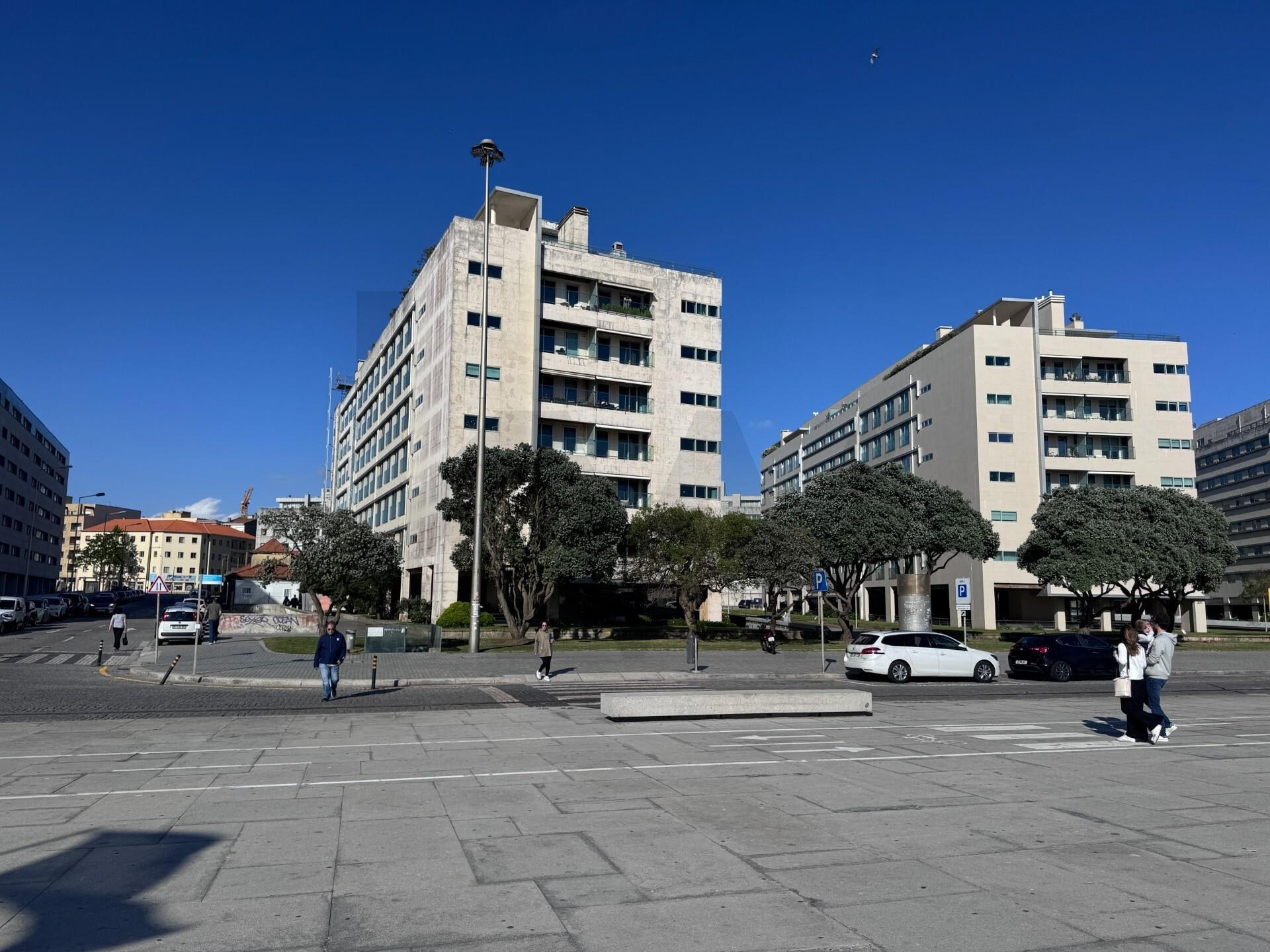 Apartamento T4 à Venda em Matosinhos - Porto - Portugal - 2