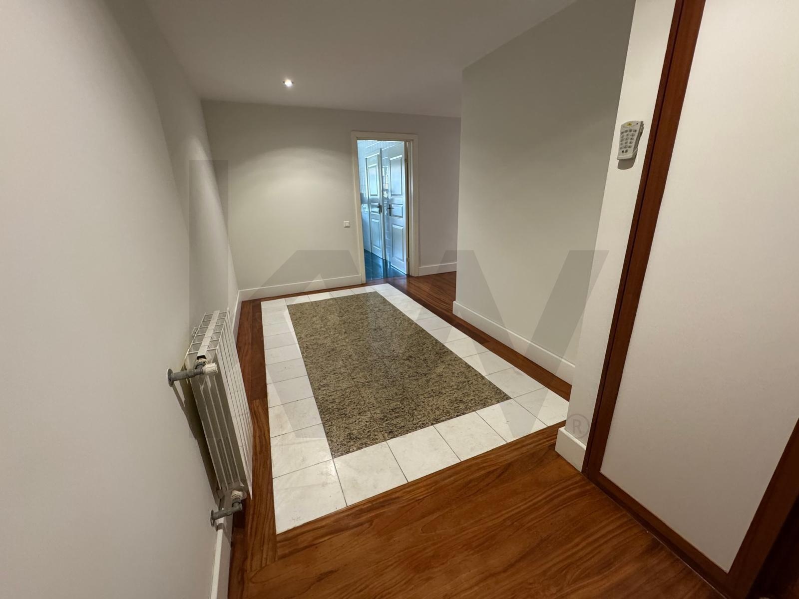 4 Bedroom Home for Sale in Matosinhos - Porto - Portugal - 2