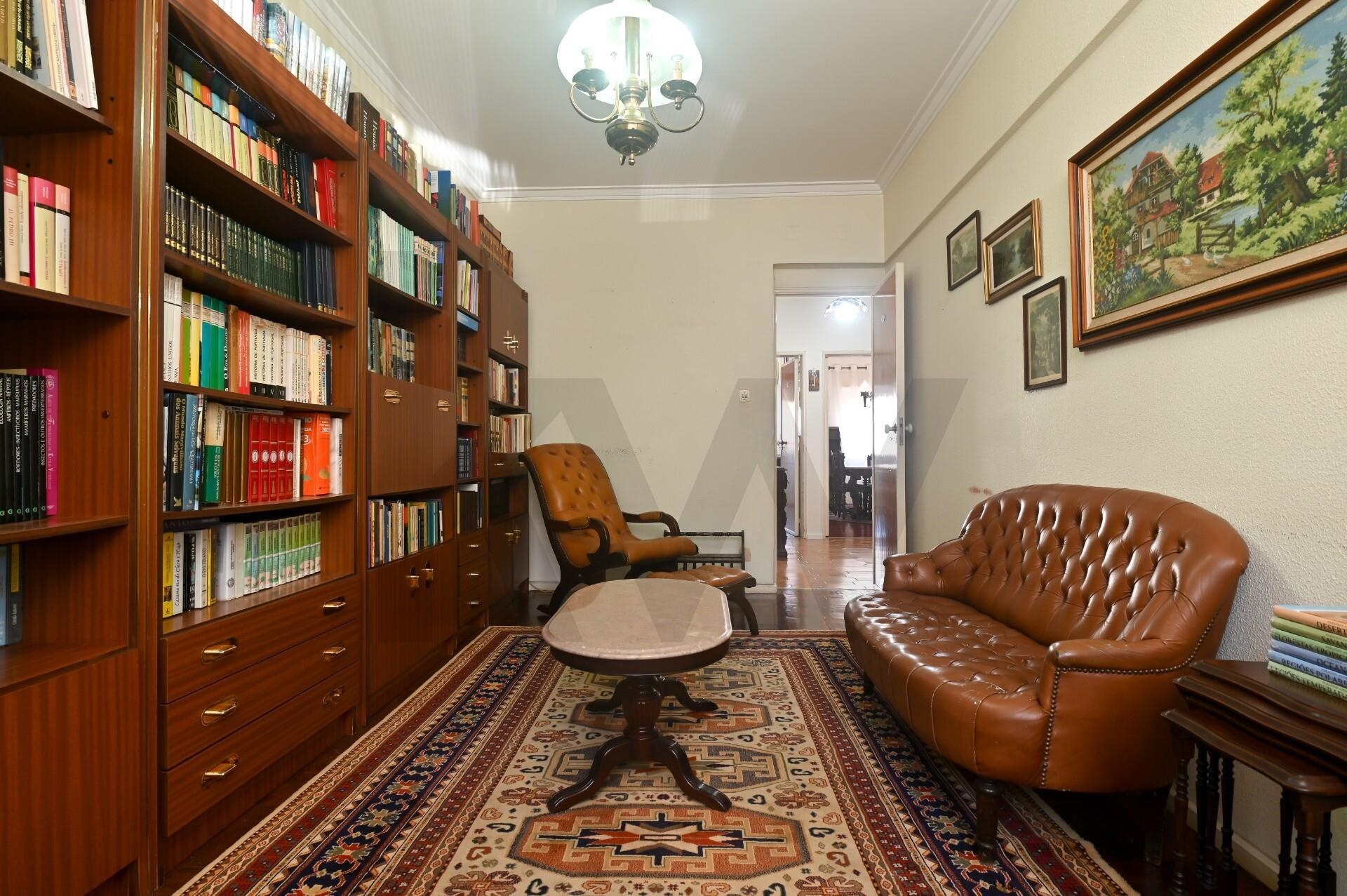 Apartamento T4 à Venda em Mem Martins - Lisboa - Portugal - 4