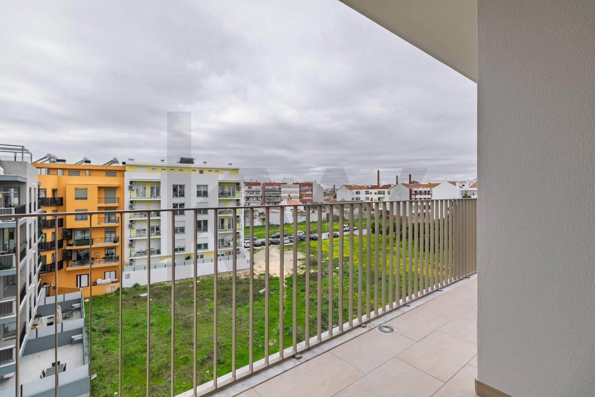 4 Bedroom Apartment for Sale in Montijo - Setúbal - Portugal - 6
