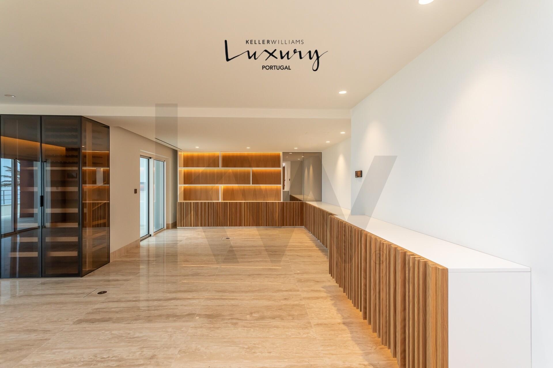 Apartamento T4 à Venda em Parede - Lisboa - Portugal - 7