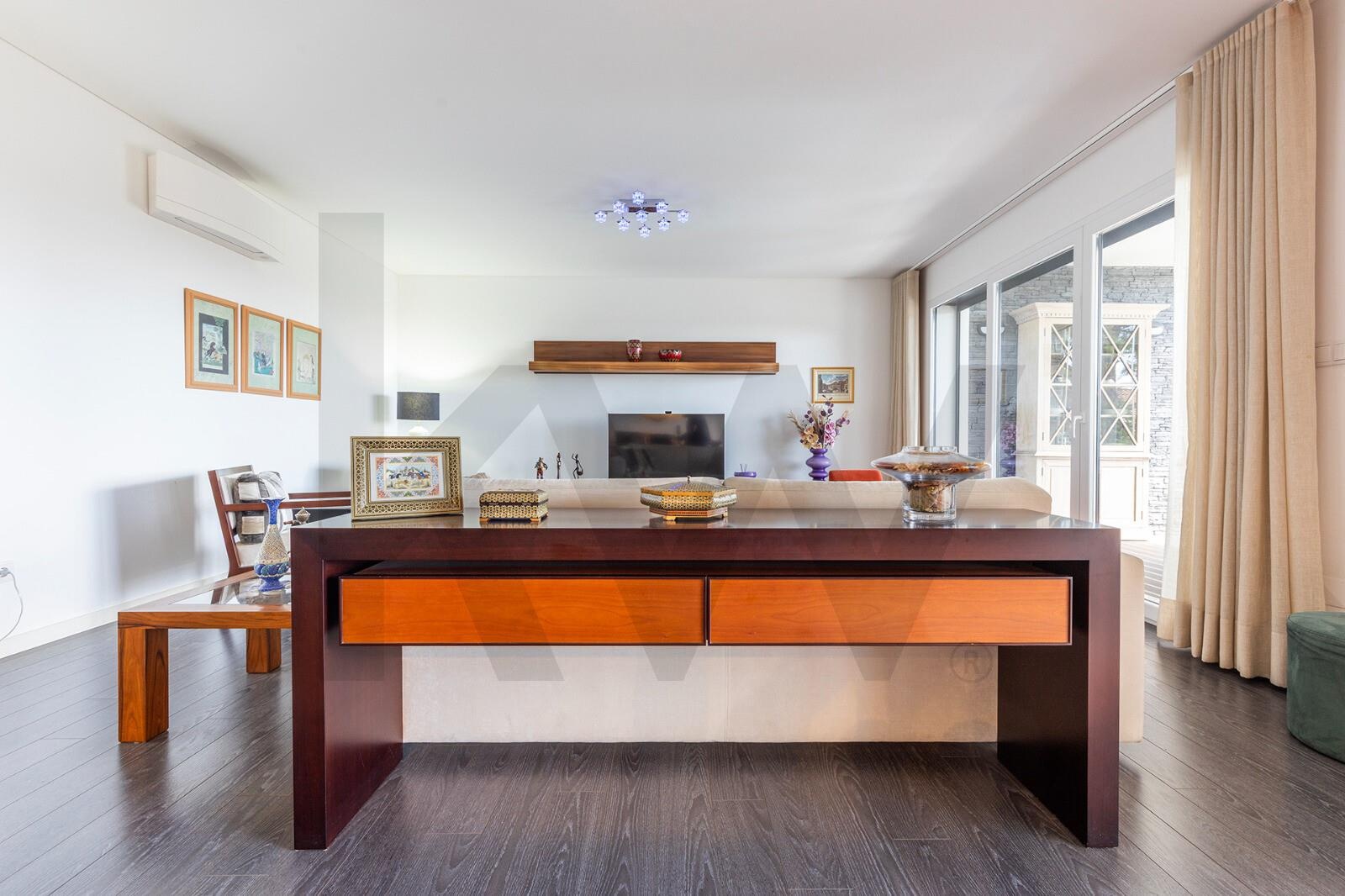 Apartamento T4 à Venda em Parede - Lisboa - Portugal - 8
